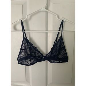 NWOT Savage x Fenty Floral Lace Triangle Bralette